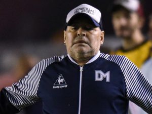 Diego Maradona in agonia per 12 ore prima di morire: la rivelazione del medico legale al processo