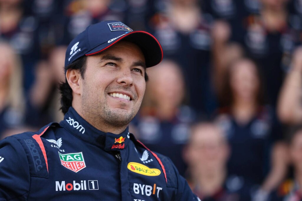 Sergio Perez punge la Red Bull. Il pilota messicano, fermo dopo i quattro anni trascorsi con la scuderia austriaca