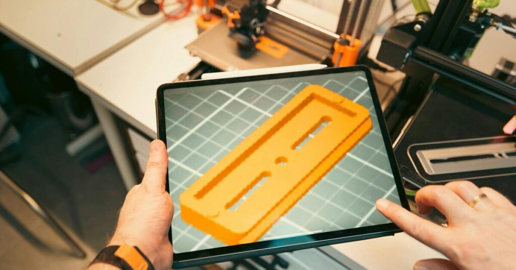 Hai acquistato una stampante 3D e vorresti gestire i tuoi progetti direttamente dal tuo smartphone
