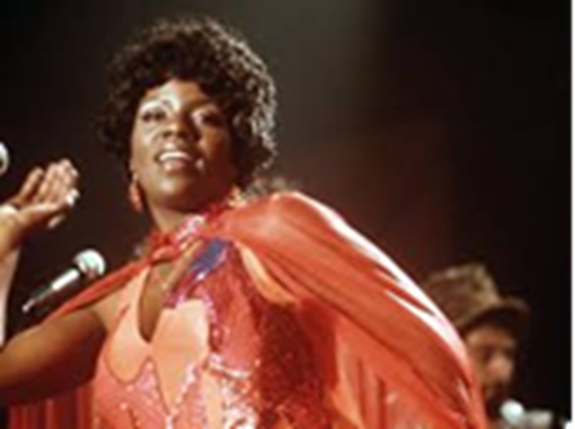 Quando si parla di icone della musica disco e di figure che hanno lasciato un segno indelebile